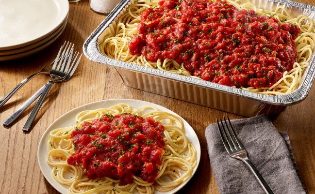Olive Garden Spaghetti with Marinara Sauce (Serves 4 - 6)
